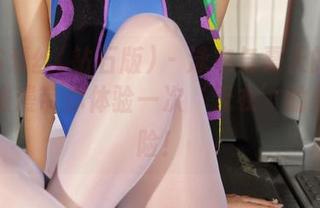 AISS爱丝(钻石版) – 泳衣与夏天的绝配，陈雅漫带你体验一次‘无衣’的美丽冒险！