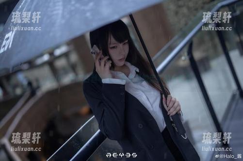 Halo_酱 Halo_酱的白丝写真,网盘是她忠实的小听众!