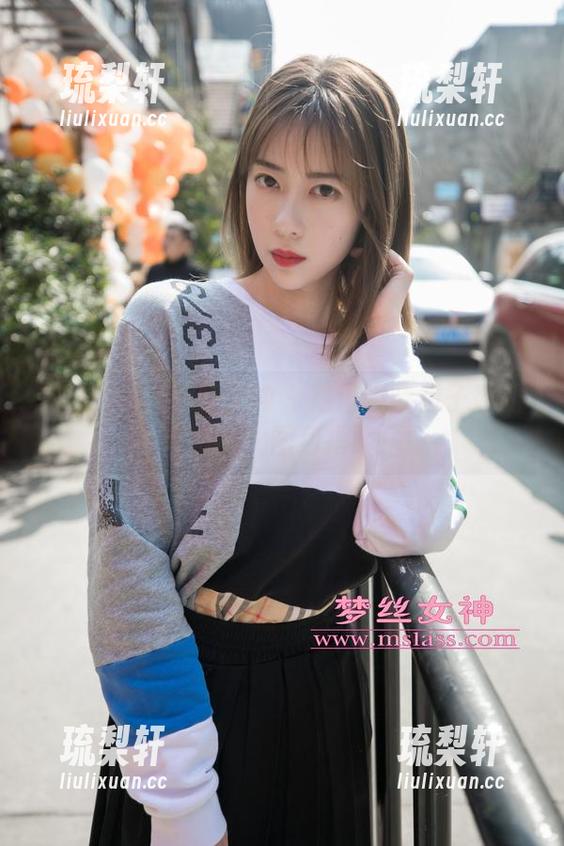 MSLASS梦丝女神-晓晓 MSLASS梦丝女神 - 知道晓晓裙子香的理由吗?图包揭晓!