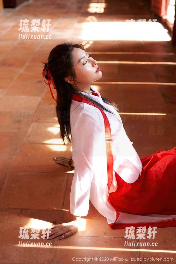 MiiTao蜜桃社 - 体操服图册，Lra的每一张都在悄悄说“来吧，别害羞”，直到我脸红……