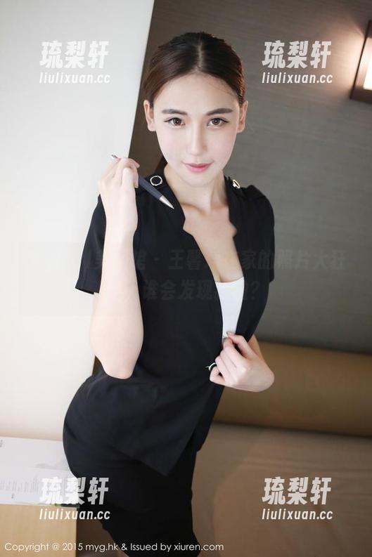 MyGirl美媛馆-王馨瑶 MyGirl美媛馆 - 王馨瑶在家的照片大狂欢,谁会发现我啦?