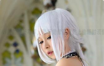 PAKI酱的班长写真，咋感觉像在课堂上偷瞄的表情？