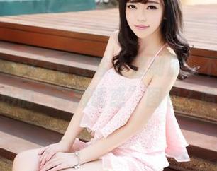 QingDouKe青豆客 – 这制服…不如说是赵伊彤的“制服诱惑”图包？哈哈！