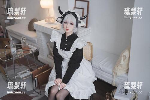 Rioko凉凉子无圣光版：浑然天成的碧蓝航线花园套图，让我思绪飞扬