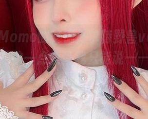 SayoMomo的艾德费尔特野兽ver写真，图片里的一点露骨我只能说——唔，懂得都懂。