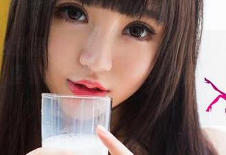 UGirls尤果网 – 是谁把尤菲儿的短裙穿成了诗？查看这组作品，让所有图片都出个奇！