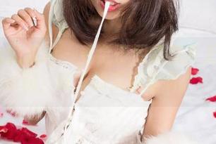 UGirls尤果网 – 看金子熙的裸足无圣光原图，意外的清新透彻。