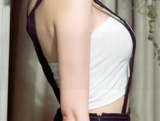 UGirls尤果网 – 颜爱泽的体操服：原图更新，谁还在坚持穿运动鞋？