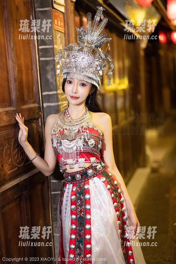 XIAOYU语画界 - Miko酱与她的连衣裙：当事业与裙摆碰撞，这就是我的图片展！