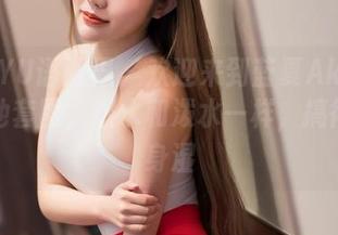 XIAOYU语画界 – 欢迎来到蓝夏Akasha的泳池套图，潜水和泼水一样，搞得我满身湿