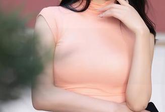 Xiuren秀人网 – 千夜未来私拍展示，作品‘夏天’里的微风怎能抵挡？
