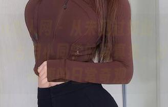 Xiuren秀人网 – 从未见过如此“粉”的困扰——古月小同学的写真集，分享令人捧腹的日常奇观。