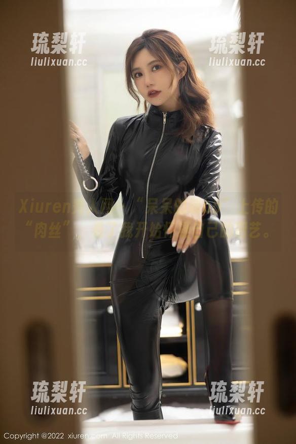 Xiuren秀人网-呆呆的瑞bb Xiuren秀人网 - “呆呆的瑞bb”上传的“肉丝”,看了我开始怀疑自己的厨艺。