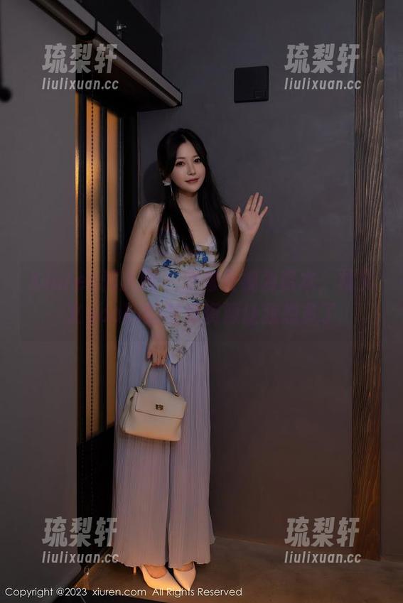 Xiuren秀人网 - 把修女视为资本，林文文yooki的写真资源让我想多了