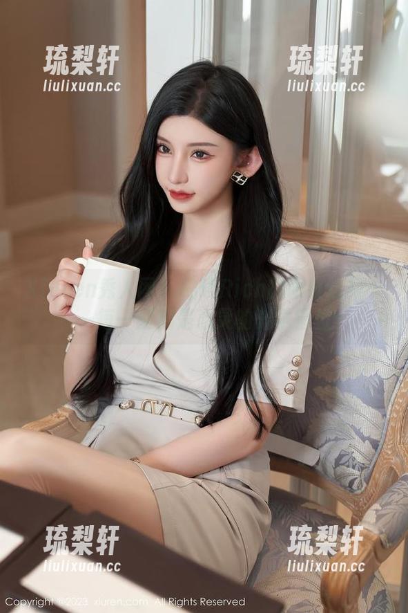 Xiuren秀人网 - 柚琪Rich的眼镜合集——每一副都是心灵的光学错位