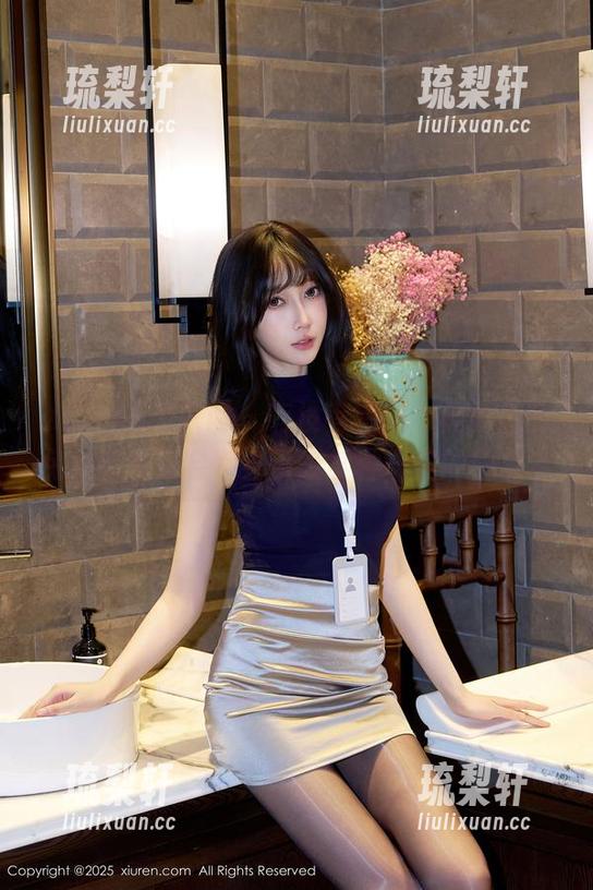 Xiuren秀人网-桓淼淼 Xiuren秀人网 - 有没有想过,桓淼淼的兔女郎写真会不会引发某种奇怪的想象?