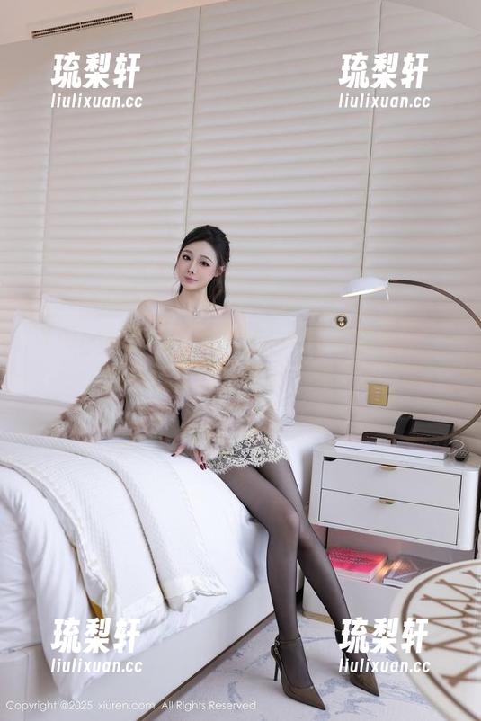 Xiuren秀人网 - 沐沐baby全套写真，油亮得我连眼睛都不敢大睁