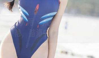 Xiuren秀人网 – 麻布学妹的吊带写真：意外的惊艳，脑海中都是她随意的姿态。