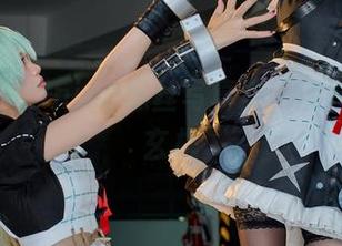 小心看！ZinieQ黑丝写真集，原图里暗藏玄机