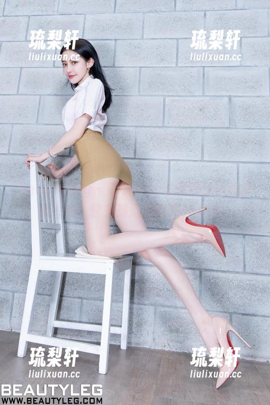 beautyleg-Avy beautyleg - 听说Avy透明到让你想拿放大镜,快来高清原图揭开谜底!