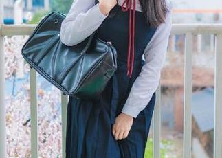 穿越到兔玩映画，女枪福利写真等你来拾荒！