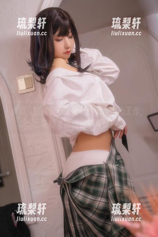 可可老师 小心,这美腿可能会让你无法专心工作,可可老师的资源真好!