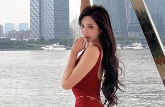 微密圈 – 在线开启周妍希浴室无水印原图神秘之旅，幸好没洒水！