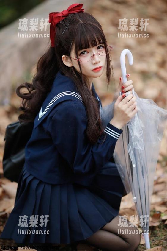 最新黑色长裙合集，总觉得喵糖映画就是有种让人想逃课的吸引力！