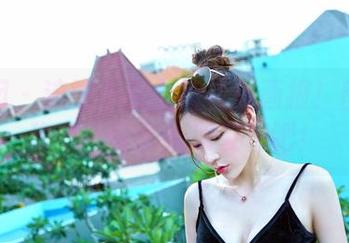 嗲囡囡 – 流氓小巫女的礼服画报！图库小确幸，分享给朋友们吧！