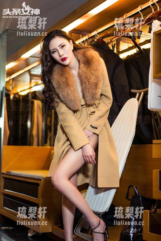 头条女神-小晴子 头条女神 - 当高清遇见小晴子与“女孩”,反正每个人都能找到自己的侧影和梦想!