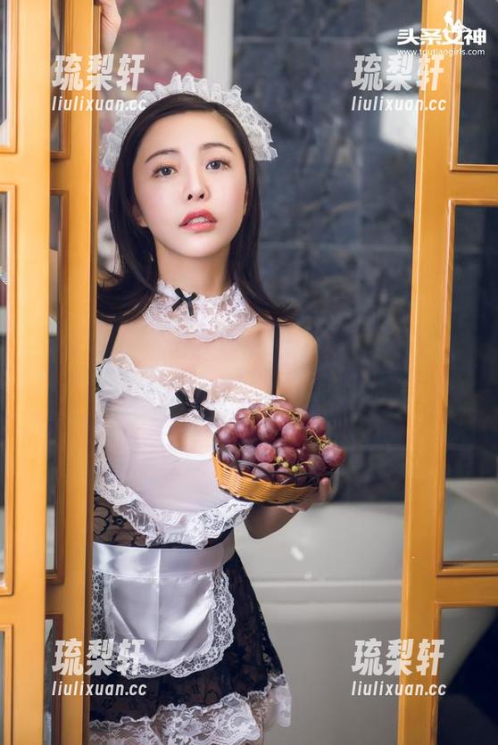头条女神 - 原图文雪油亮，手机像素还是不够，没拍到那种酥酥的细腻感。