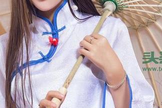 头条女神 – 一言难尽的李丽莎全套作品，这旅拍真有点意思。