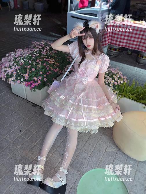 妖君白研 小心,这是从妖君白研高清写真里跑出来的阿米娅兽耳!