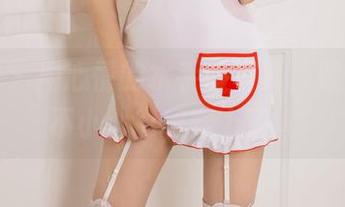 尤果网 – 周心情的水手服写真，照着我一不小心也想穿上了。