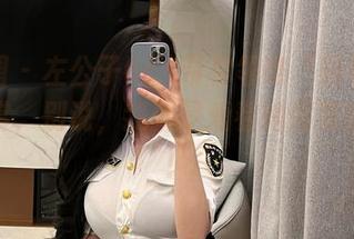 微密圈 – 左公子666带你领略“厨娘”原图大赏，别说，我就是爱看她做菜的样子！