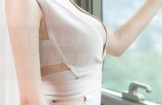 推女神 – 而今披上泳衣，Abby王乔恩在高清中泳动的模样，意外有种优雅