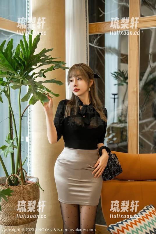 星颜社-李丽莎 星颜社 - 最新李丽莎海边套图:你见过沙滩上的舞蹈吗?来吧,我要让你洗脑!
