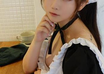 是依酱吖的泳池作品集更新，哦，这水的颜色我……你们看到了吗？