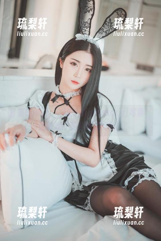 普美Bomi(보미)的[Bimilstory]写真，让游戏厅变得如此有趣！