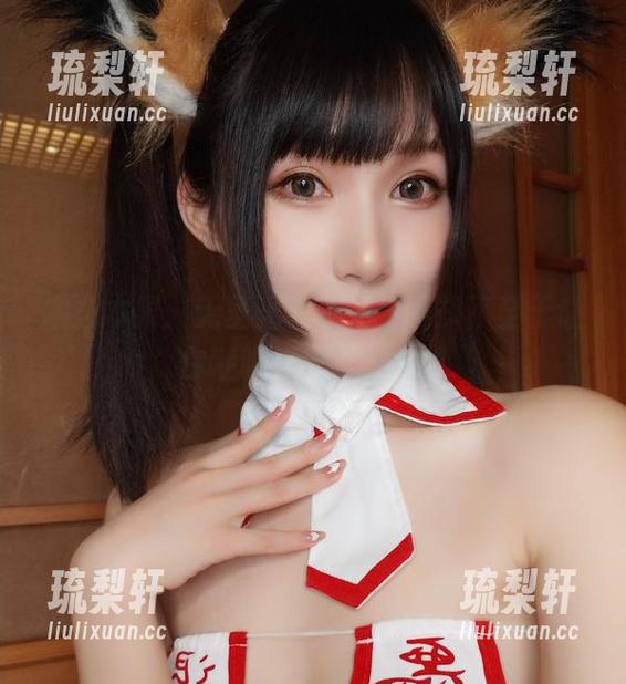 木之本果 木之本果:无圣光学妹,绝美却不至于让你呼吸困难的那种!