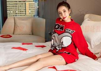 微密圈 – 教室里的果儿Victoria，每一套图都让我想问，能再来一次吗？