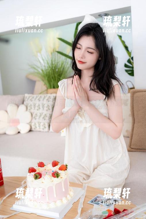 边看桃良阿宅吊带图集边质疑，下载要冲动吗？