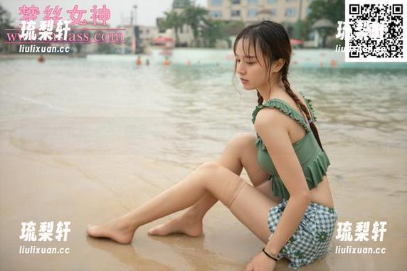 梦丝女神 - 玥玥带你飞，小区楼道里的高清壁纸别有风味！