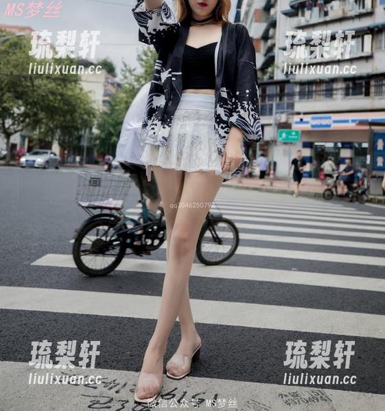 梦丝女神 - 作品在网盘上慢慢变魔法：莹仙女的职业装感悟