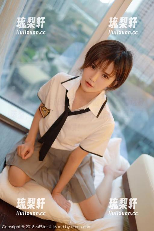 模范学院 - SiByl李思宁的皮衣：看这身造型，真让人想多看几眼，作品集更新了哦！