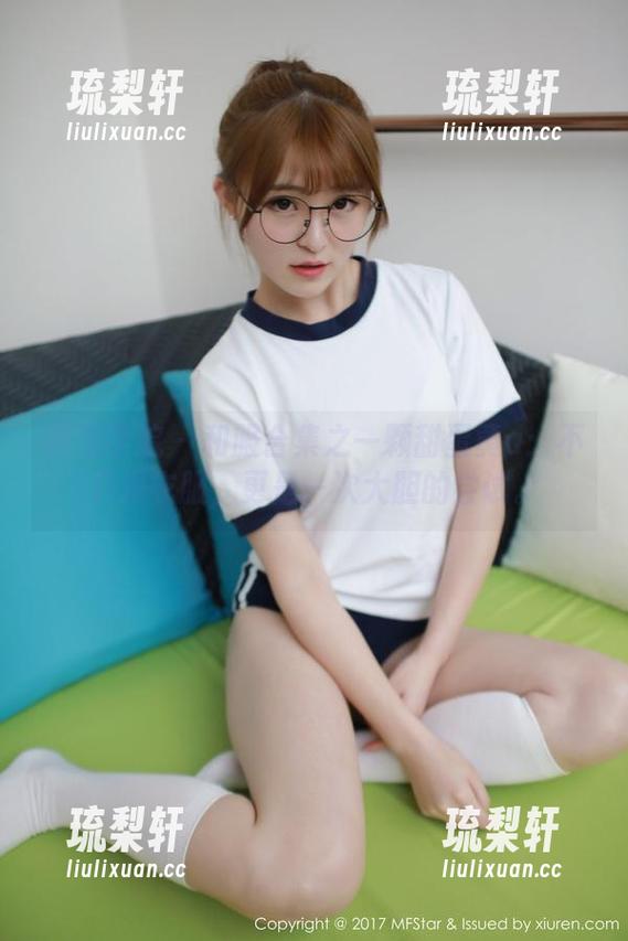 模范学院 - 和服合集之一颗甜蛋黄a：不只是衣服，更是一次大胆的尝试。