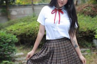 模范学院 – 网盘里的唐琪儿il：粉色写真引发的无穷遐想