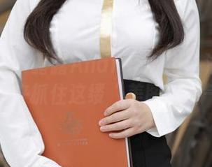 模范学院 – 露露Andrea新增：浴缸冒泡，快来抓住这缕“美图”湿气！