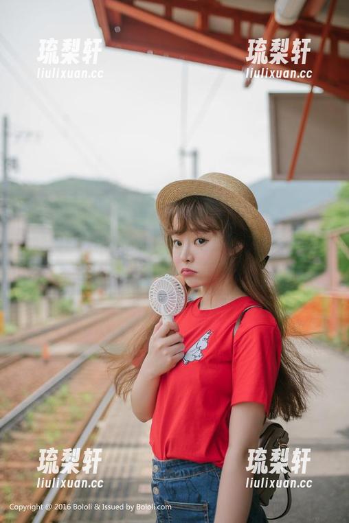 波萝社 - 私拍心事：直接打开王语纯的少女图包，看看吧