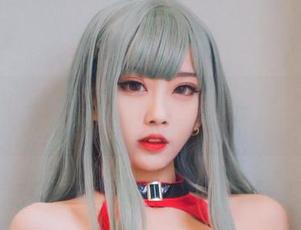 “清颜真德秀”泳池STYLE，不拿原图还真不行，图包干脆送你一整套！